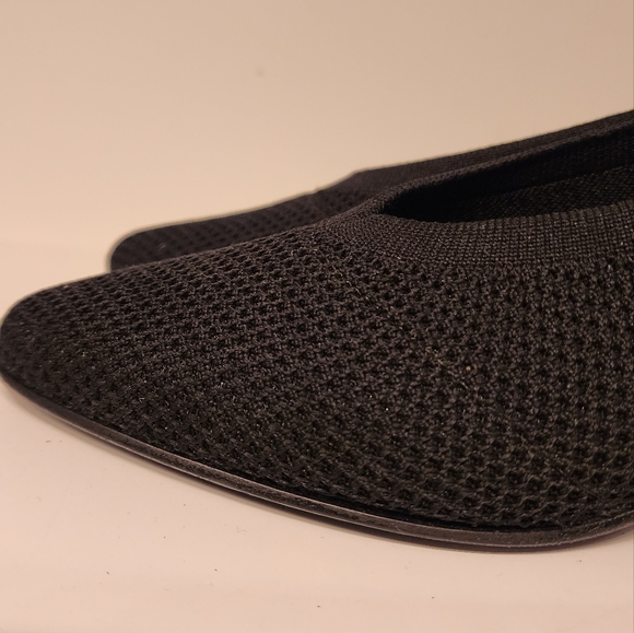 Eileen Fisher Gabby Recycled Stretch Knit Pump in black size 6 - Picture 8 of 13